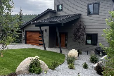 CUSTOM HOME CONSTRUCTION